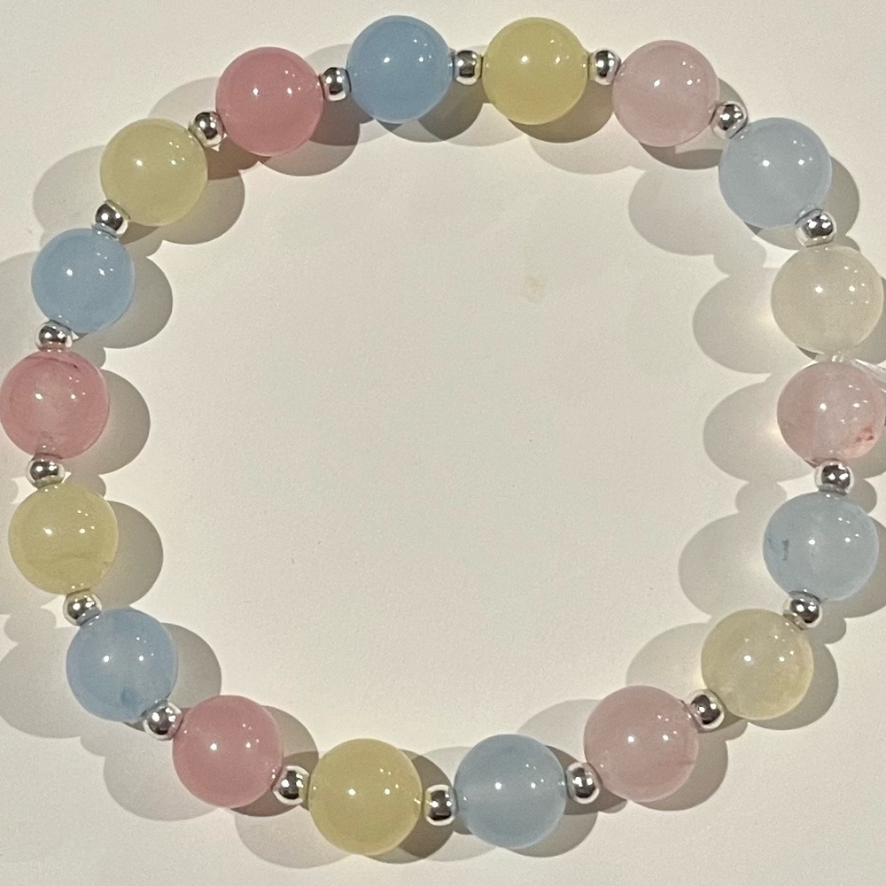 Morganite crystal bead bracelet.  8 mm beads. NWOT.